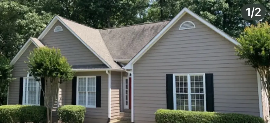 Aged roof before replacement